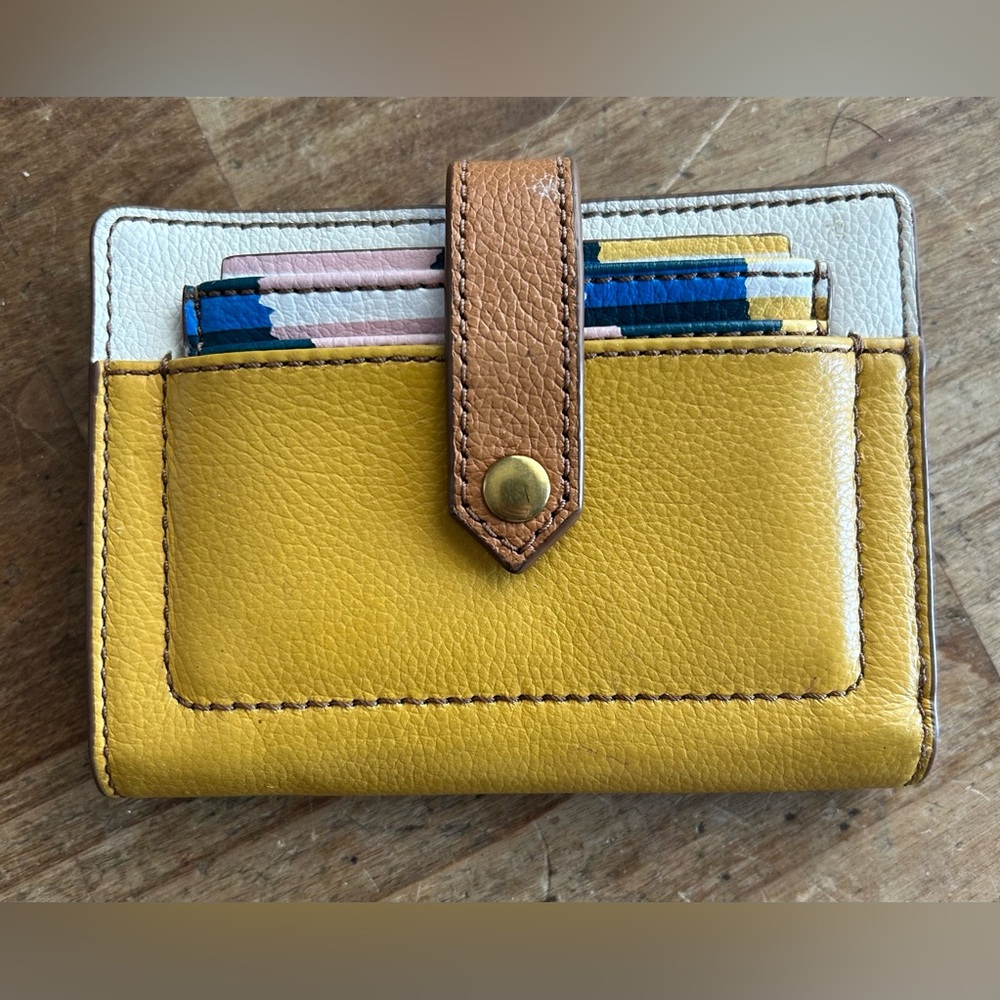 Fossil Yellow and Brown Leather Wallet